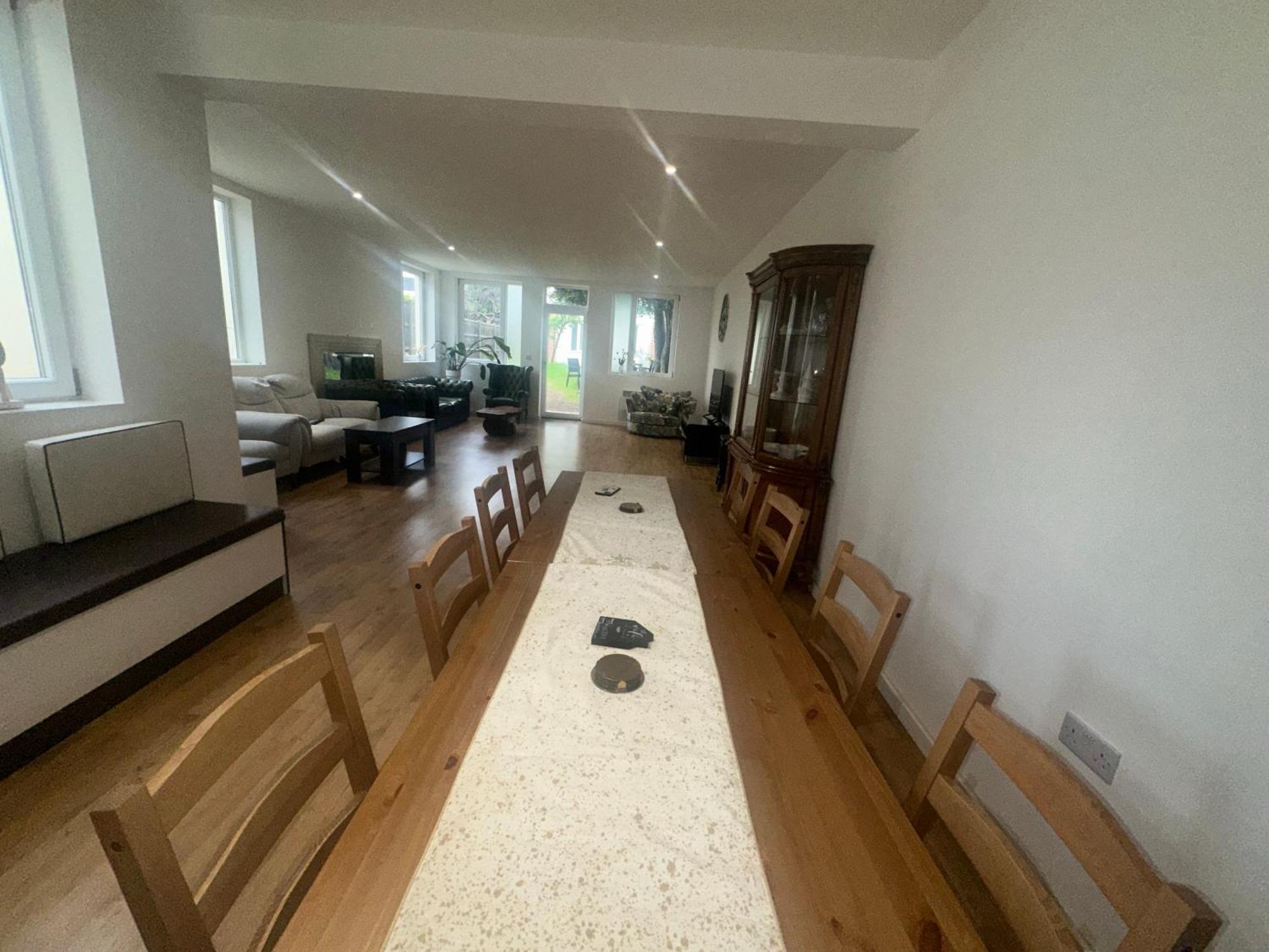 North London A Spacious 7 Bedroom House Accommodating Up To 18 People Complete With Own Gym And Table Tennis Luaran gambar