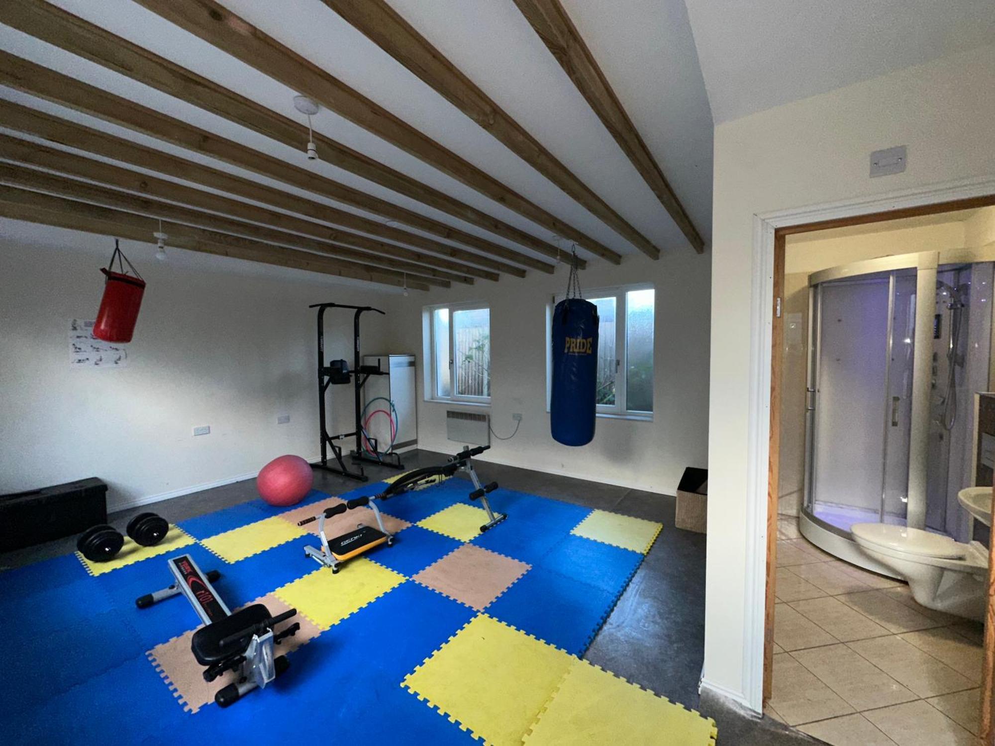 North London A Spacious 7 Bedroom House Accommodating Up To 18 People Complete With Own Gym And Table Tennis Luaran gambar